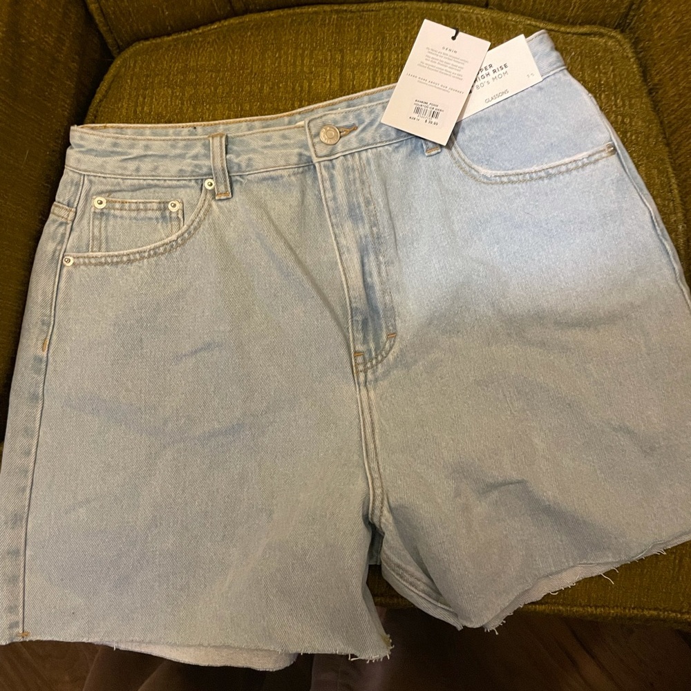 NWT Glassons Super High Rise 80’s Mom Shorts in Houston Ice Wash
